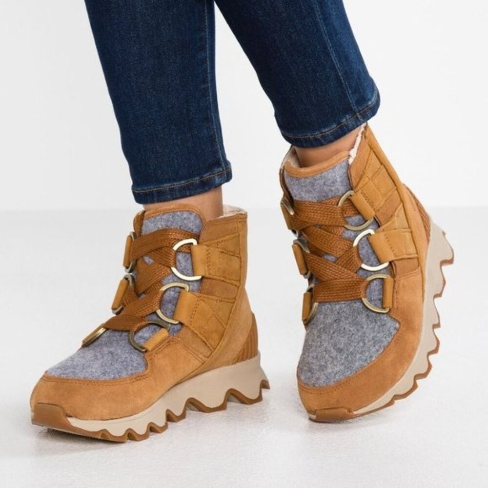 Sorel‎ Womens Kinetic Leather Ankle Boots Fur Lining Rubber Size 5 Brown Suede
